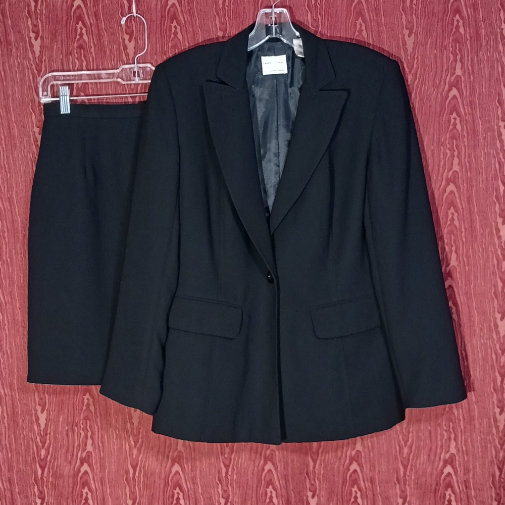 EMMA & JAMES Jet Black 1 Button Long Sleeve Skirt Suit Women's 8